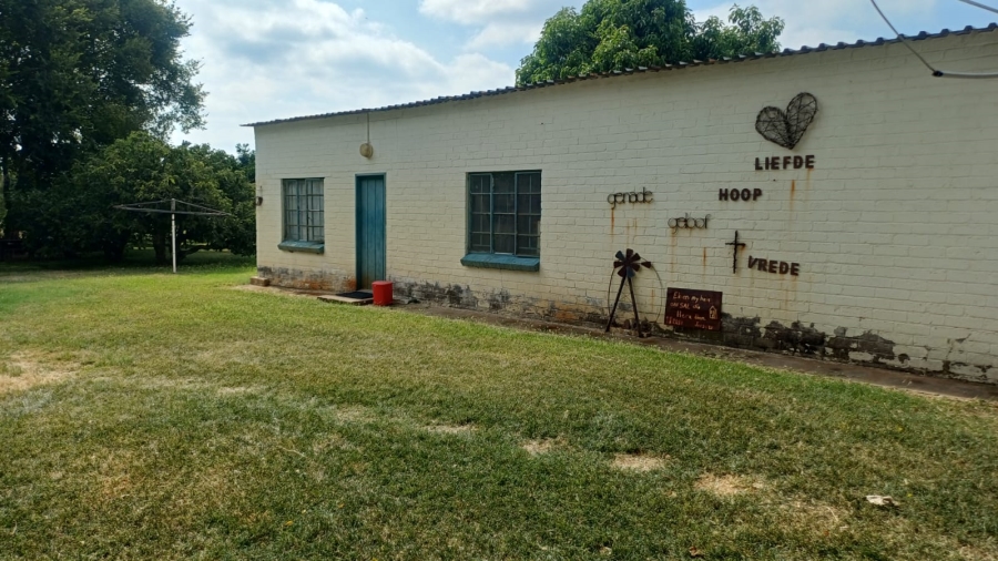 4 Bedroom Property for Sale in Waterval S H North West